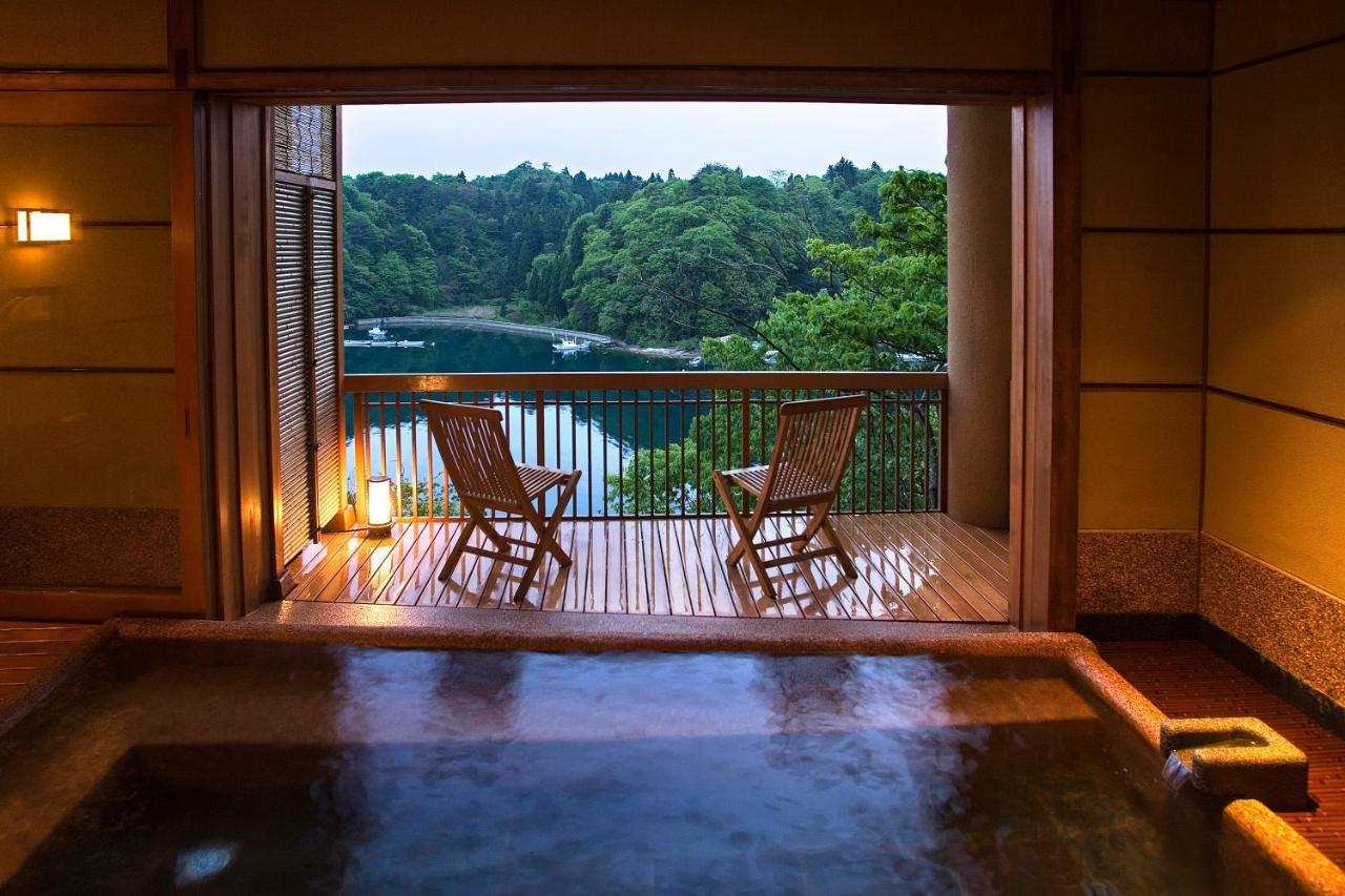 Hotel Noto Hyakurakusou Exterior foto